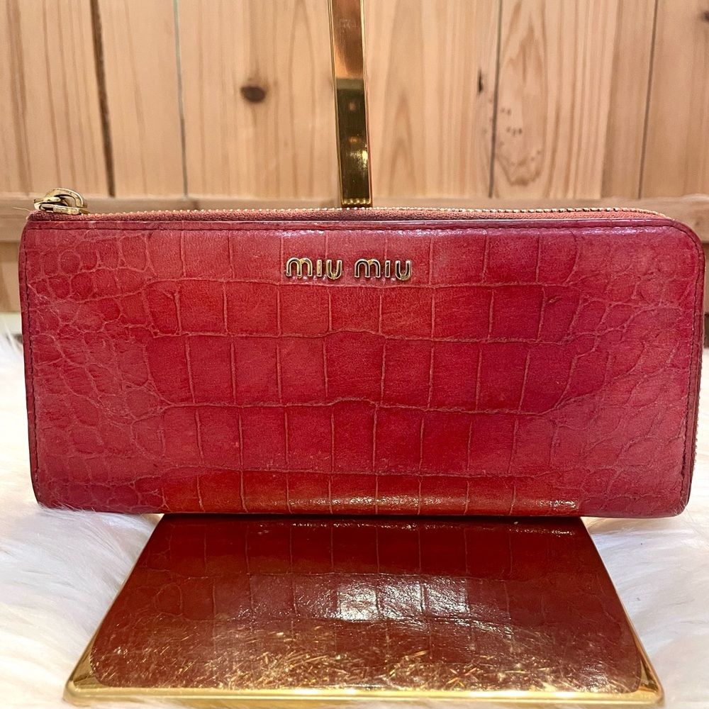 Miu Miu Red Croc-Embossed Zip Wallet with Gold Hardware